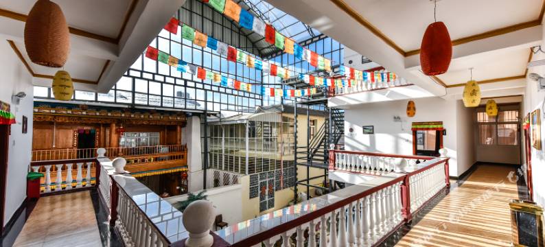 香格里拉乐庄林卡客栈(独克宗古城店)图片