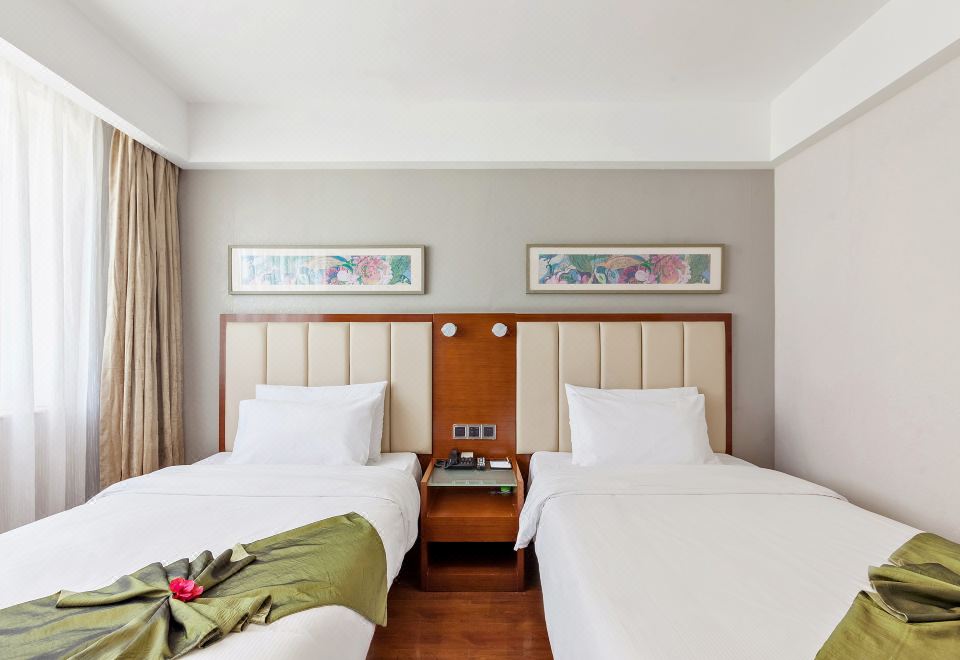 Green Oriental Hotel (Xiamen Railway Station Mingfa Commercial Plaza)Hotel Overview