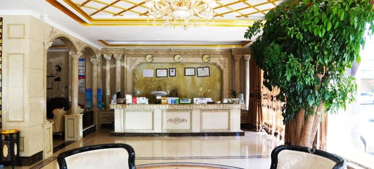 昭通龙庭大酒店(望海文化公园凤凰山森林公园店)图片