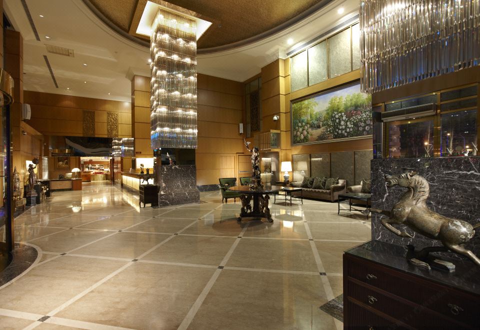 Pullman Kuching Hotel Over view