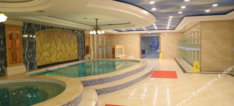 高邑豪庭假日酒店图片