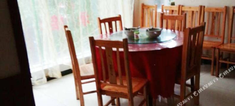 凤凰沱江企业宾馆图片