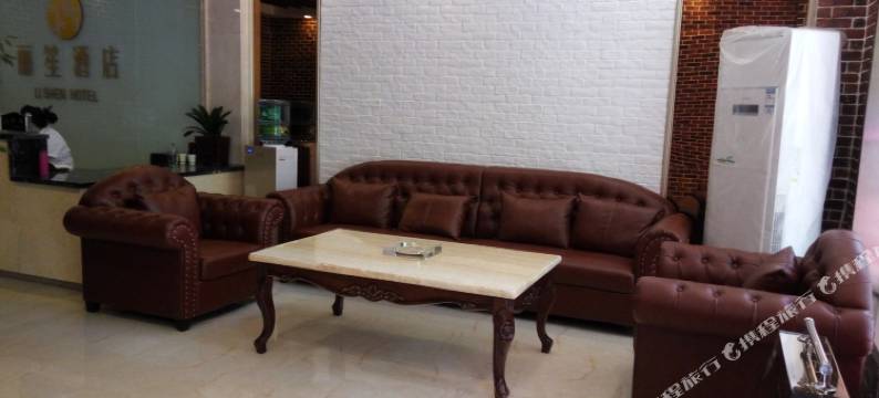 艾尚时光便捷酒店(汉中高铁站店)图片