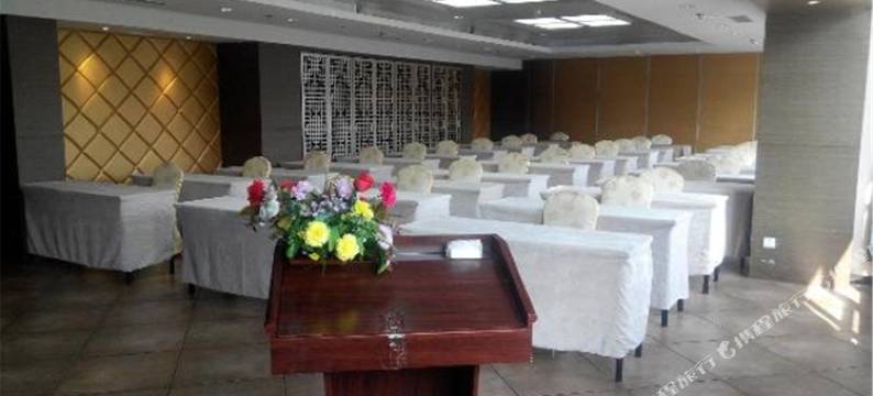 唐山白玉兰商务酒店(会展中心大学道店)图片