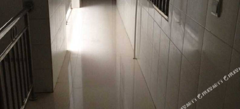 广南悦连快捷宾馆图片