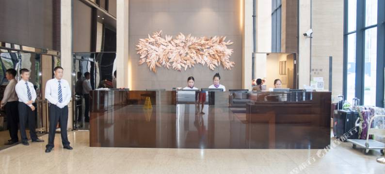 易成假日公寓(广州琶洲会展中心保利世贸博览馆店)图片