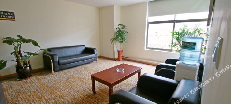 速8酒店(上海洞泾欢乐谷洞业路店)图片