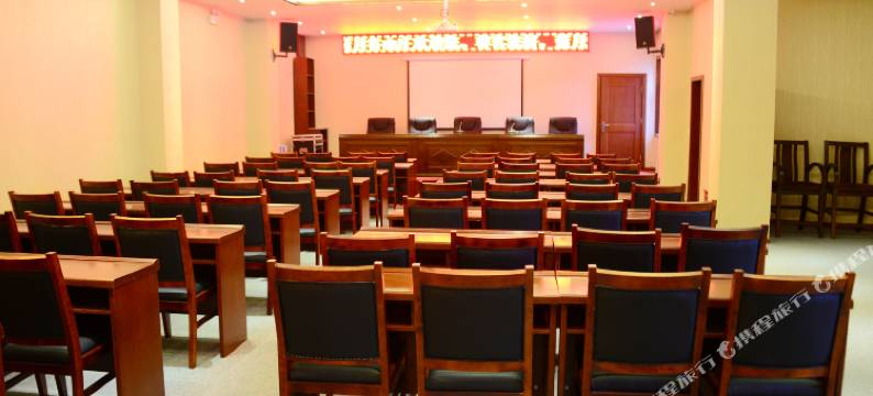 安宁蓝月谷温泉酒店图片