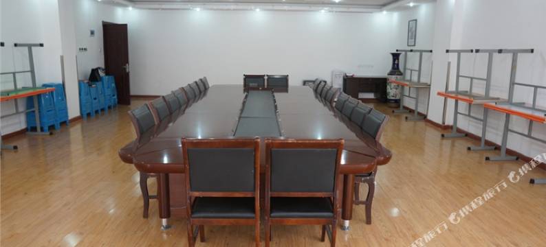 速8酒店(海阳金海螺广场店)图片