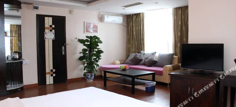 金泉宾馆(深圳龙城广场地铁站店)图片