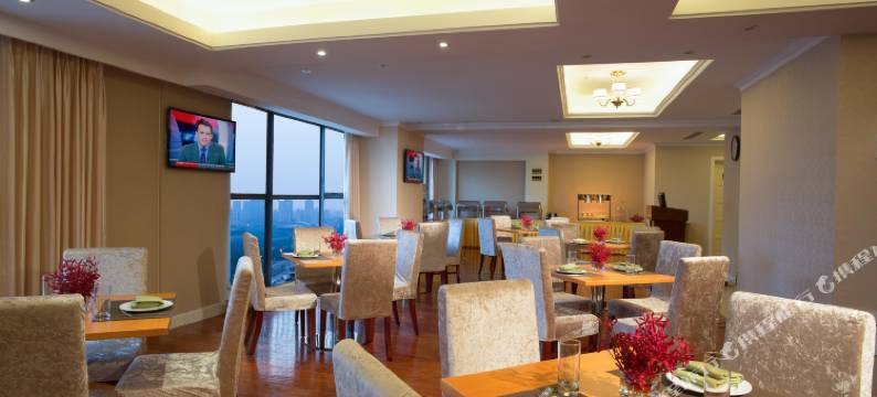 康博酒店公寓(市政府澳德乐广场店)图片