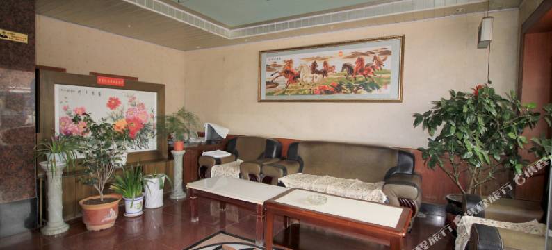 西苑宾馆(桃村站店)图片