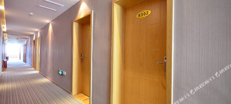 馨瑞快捷酒店(武汉枫叶国际学校中冶南方店)图片