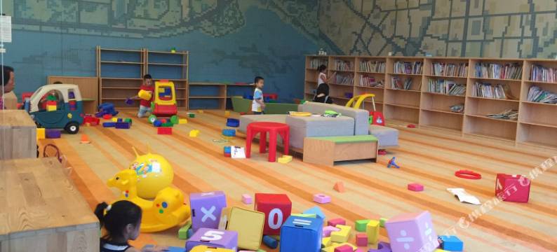 惠州花样年华海景轰趴别墅酒店(华润小径湾店)图片