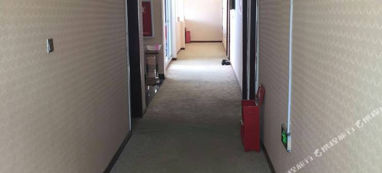 稻城建华商务宾馆图片