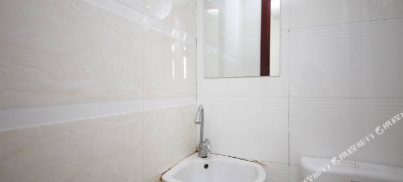 本溪县隆达旅店图片