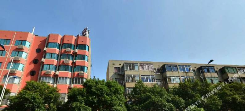 长沙紫东阁乐天大酒店(五一广场火车站地铁站店)图片