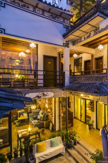 大理古城花上花客栈