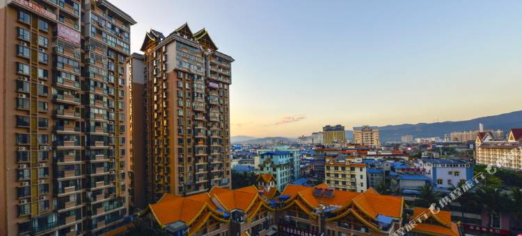 Lotoo酒店(西双版纳泼水广场店)图片