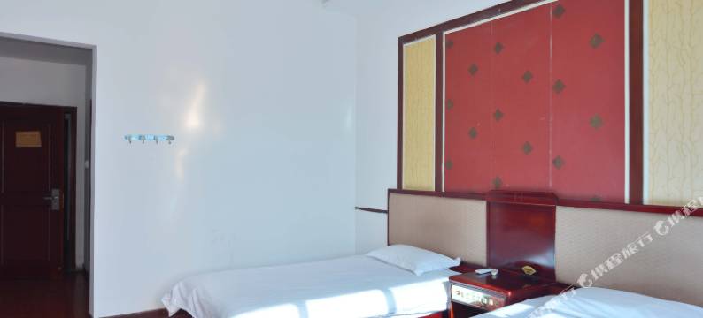 鲁山下汤温泉度假村图片