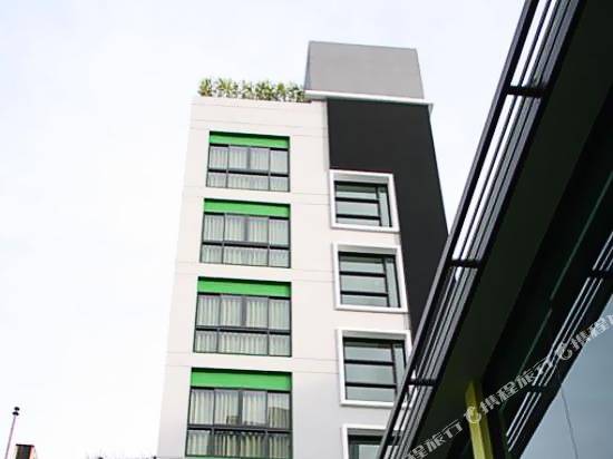 曼谷西隆森林酒店