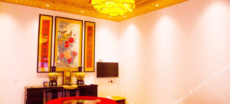 婺源竹伴溪语民宿图片