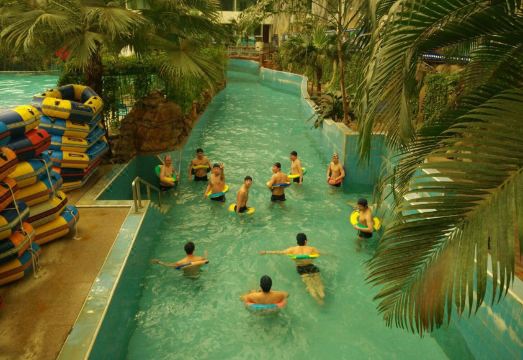 Longmai Hotspring Village Hotel Overview