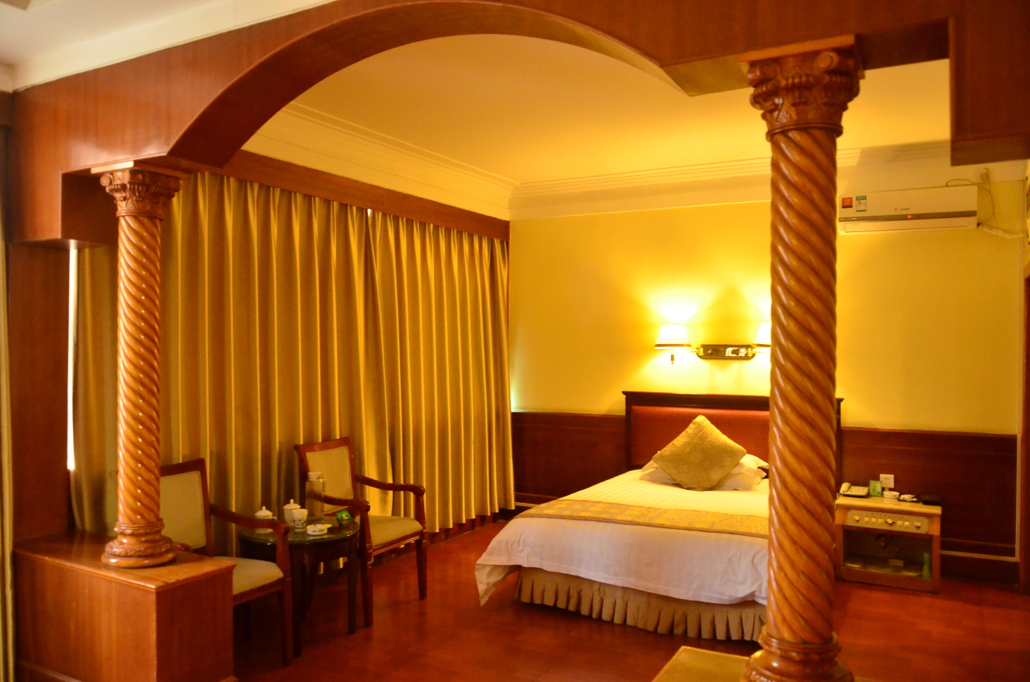 Qianjiang HotelHotel Overview