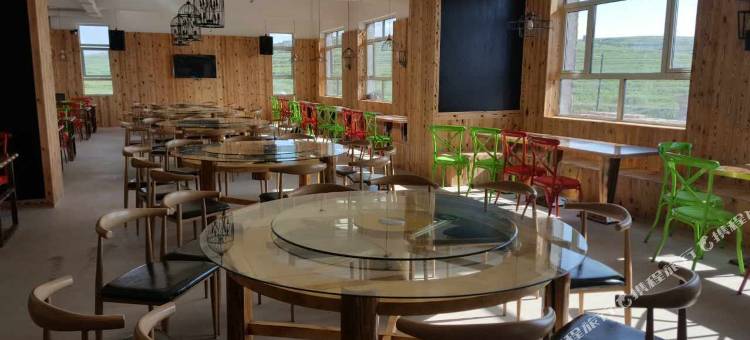 坝上云里客栈图片