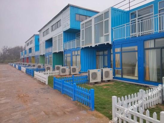 晋江金沙湾集装箱酒店