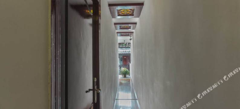 依水阁临河民宿(西塘景区店)图片