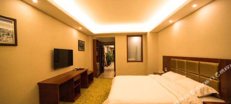 速8酒店(察布查尔乐业广场店)图片