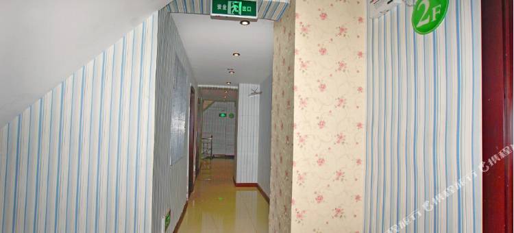 西昌柒贤客栈(湿地公园店)图片