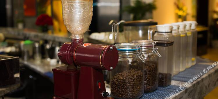 AQUEEN寰庭酒店(珠海情侣路大剧院店)图片