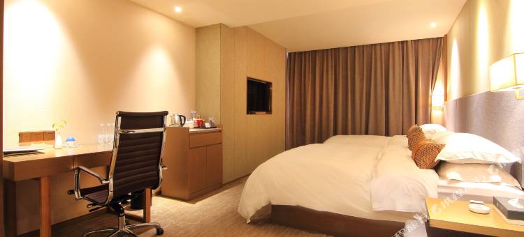 南江世纪朝阳大饭店(光雾山广场店)图片