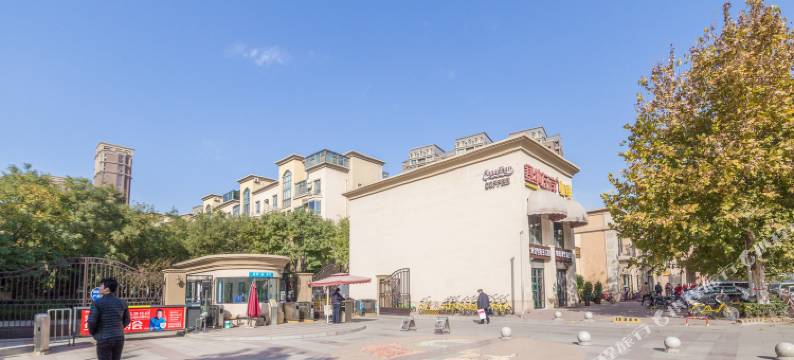 普罗旺斯小镇公寓(郑州索凌路店)图片