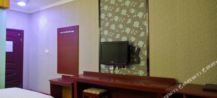 乌鲁木齐鑫华轩商务宾馆(新兴街地铁站店)图片