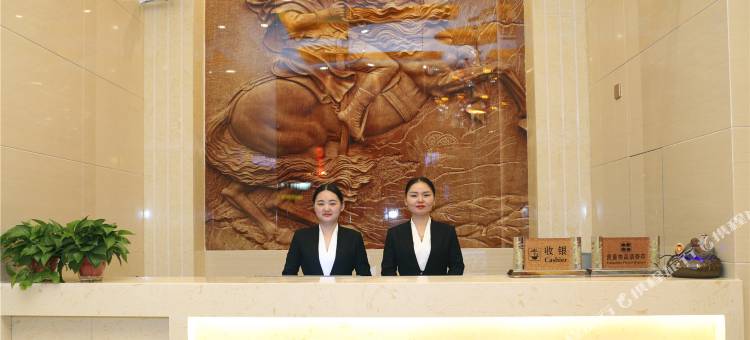 龙瑞精致酒店(长沙民政学院环保学院店)图片