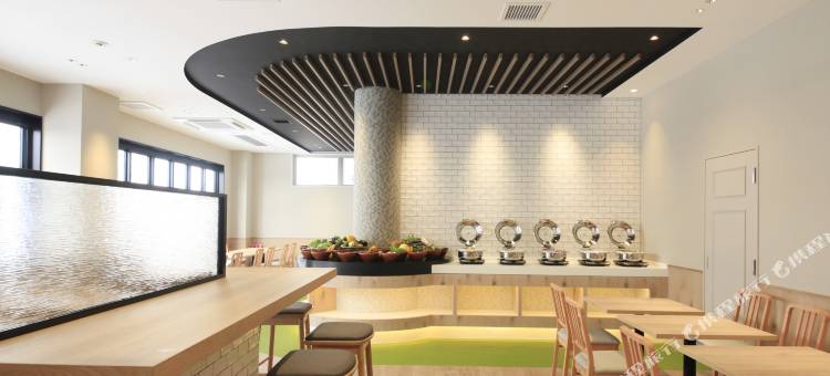 大阪心斋桥昆特萨酒店 Comic&Books(Quintessa Hotel Osaka Shinsaibashi Comic&Books)图片