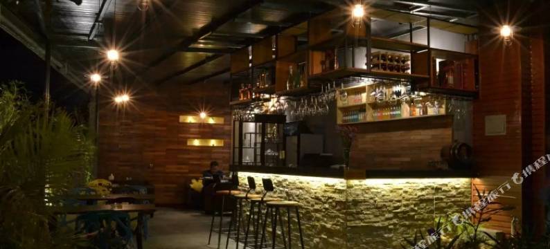 新丰云髻山居客栈图片