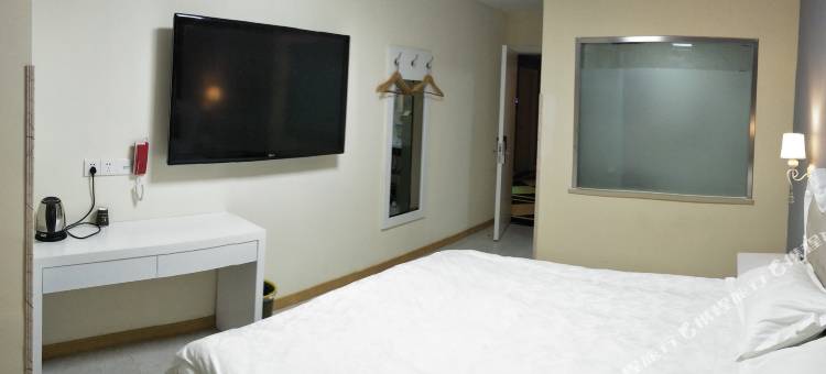 易佰良品酒店(上海北新泾地铁站店)图片