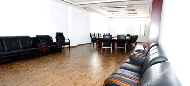 西乌旗润凯大酒店图片