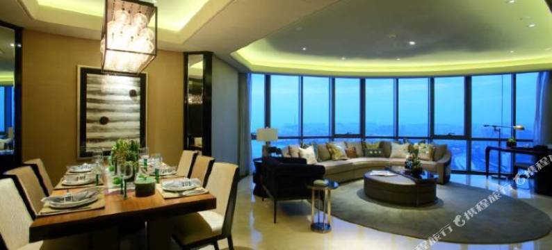 瑞奇公寓(青岛中联自由港湾店)图片