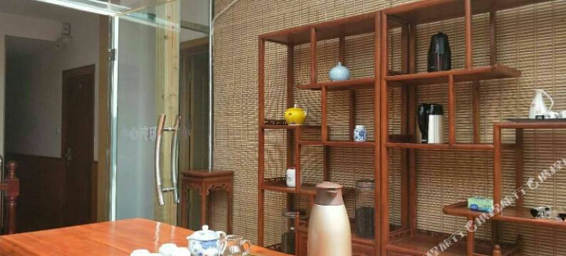 青岛秀峰公寓图片