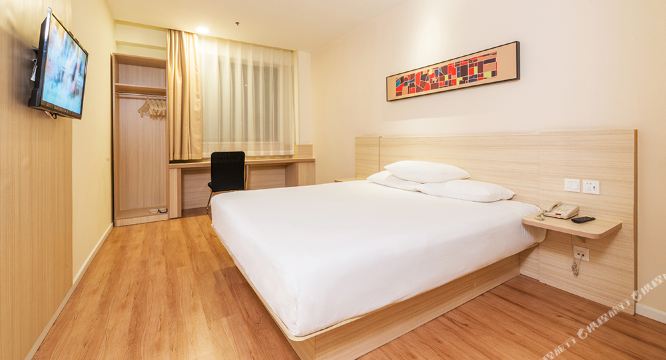 汉庭酒店(上饶中心广场中山路店)