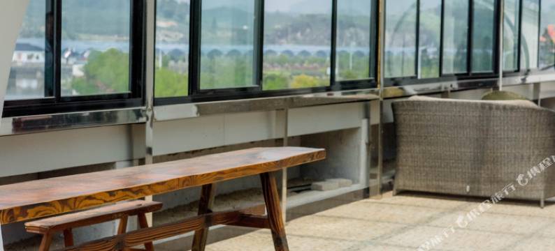 磐安望湖楼湖景度假山庄图片