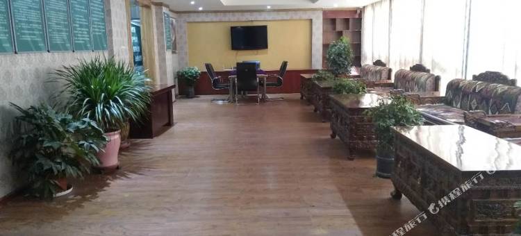 工布江达南方商务酒店图片