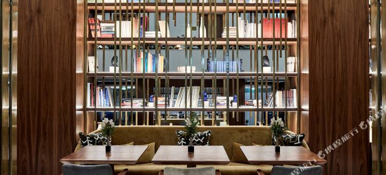 埃雷特拉都市酒店(Electra Metropolis)图片