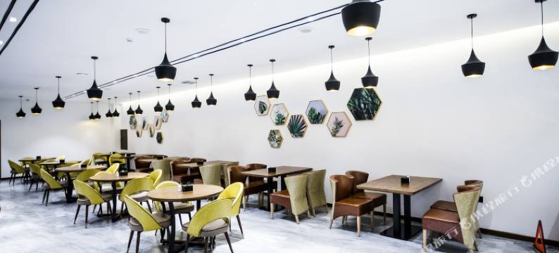 望江精选酒店(黑河黑龙江江畔店)图片