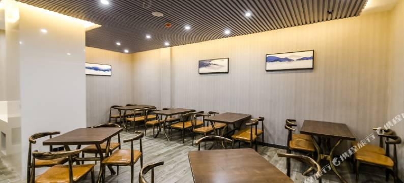 洛阳仟墨艺术酒店图片